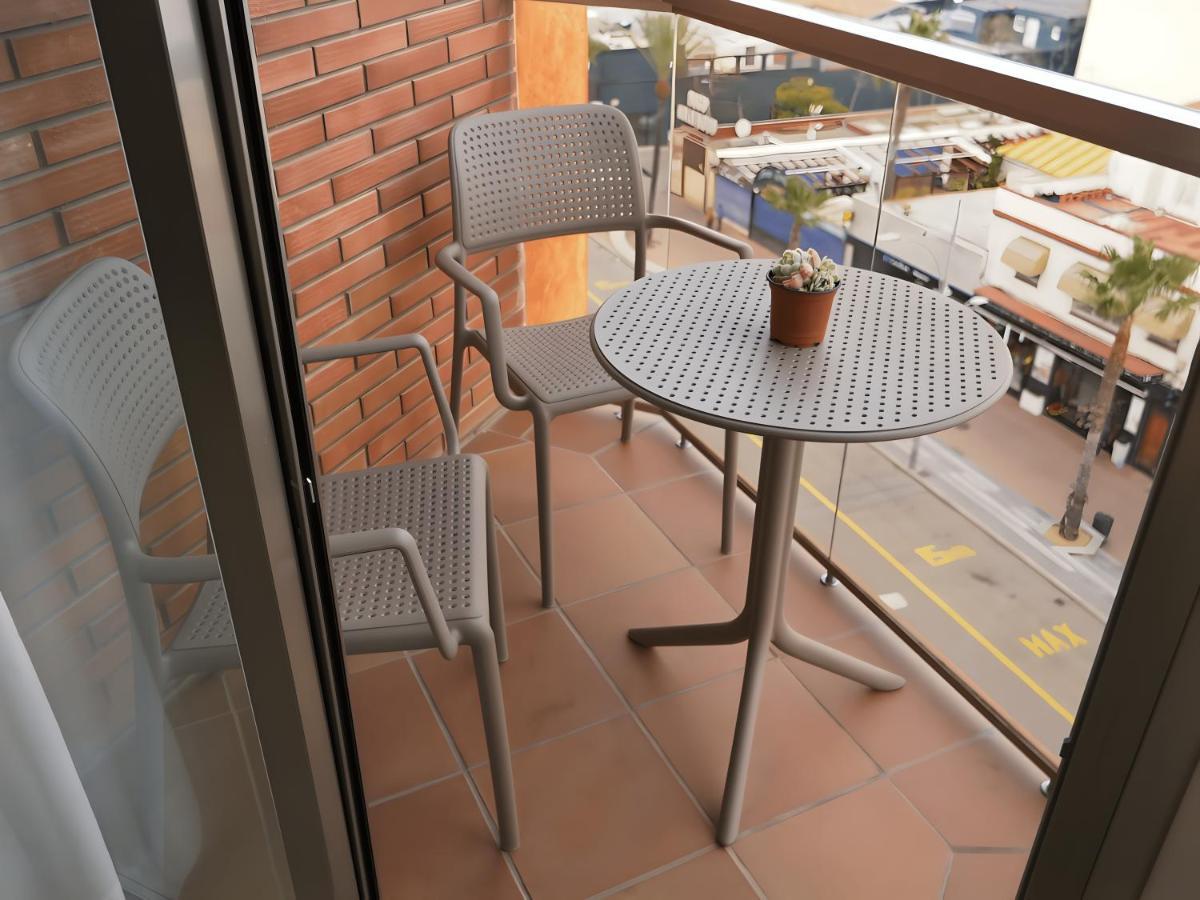 Marina Beach Apartaments Lloret de Mar Luaran gambar